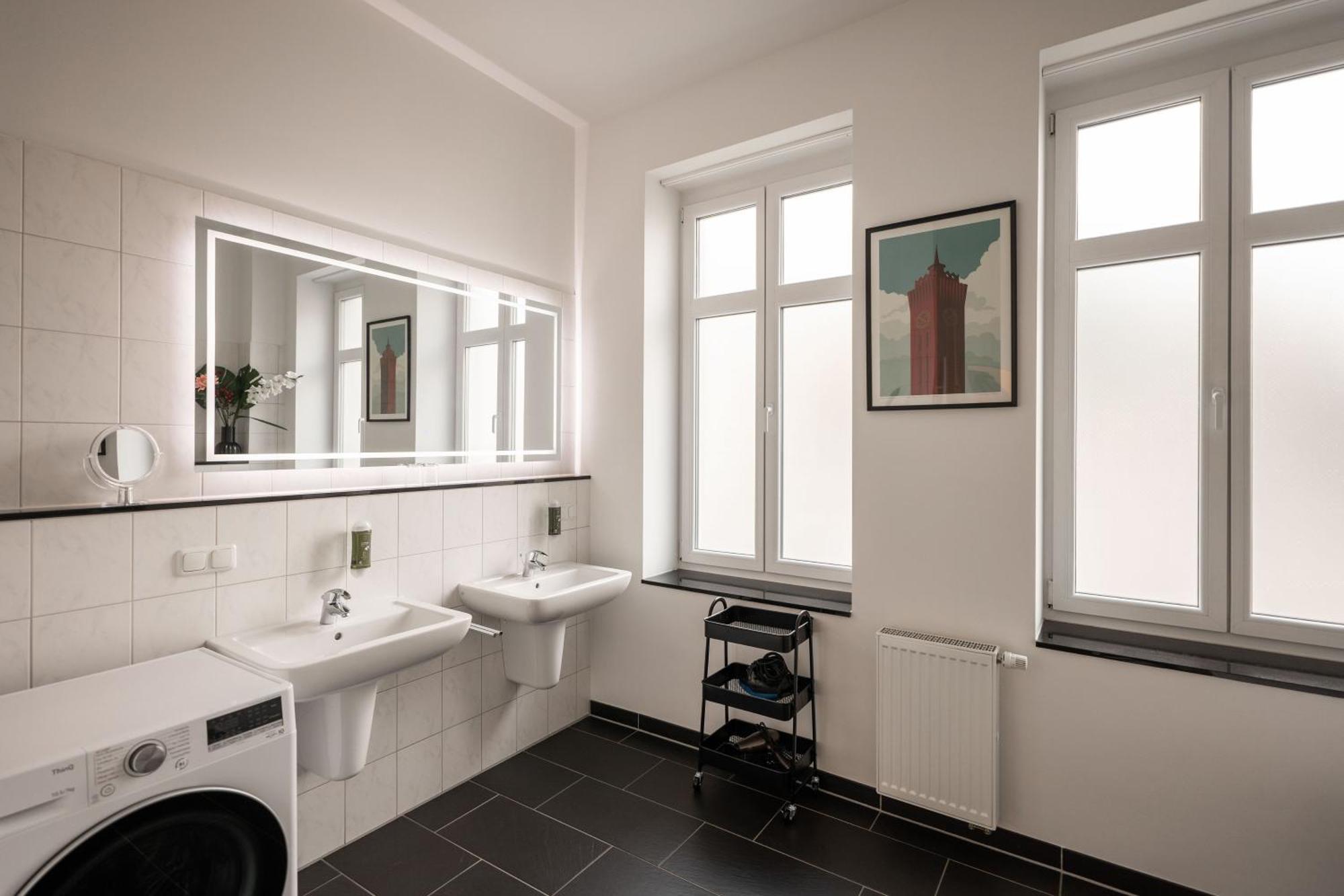 T21 - Apartment Direkt Im Zentrum Mit Parkplatz Chemnitz Exterior foto