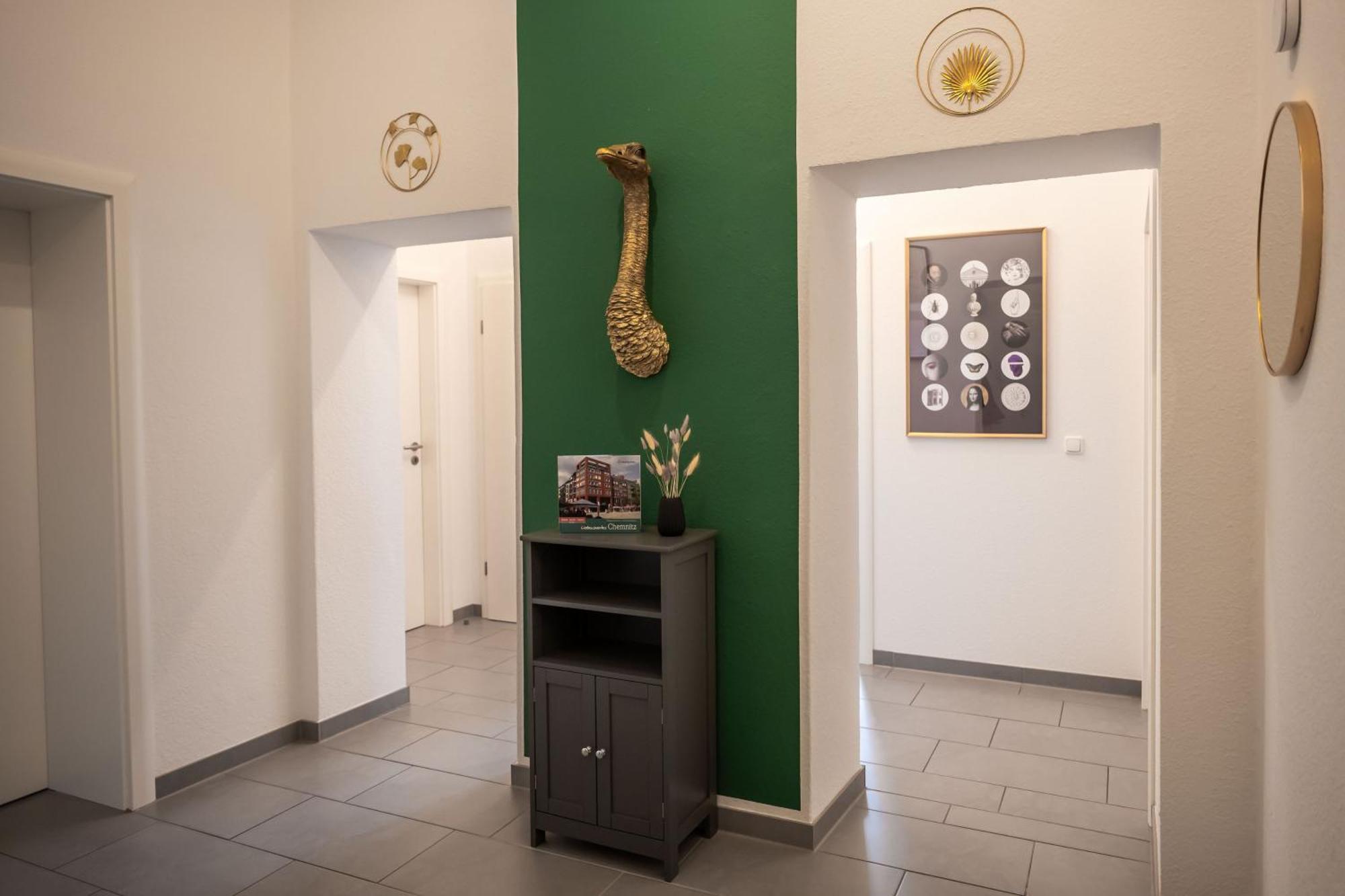 T21 - Apartment Direkt Im Zentrum Mit Parkplatz Chemnitz Exterior foto