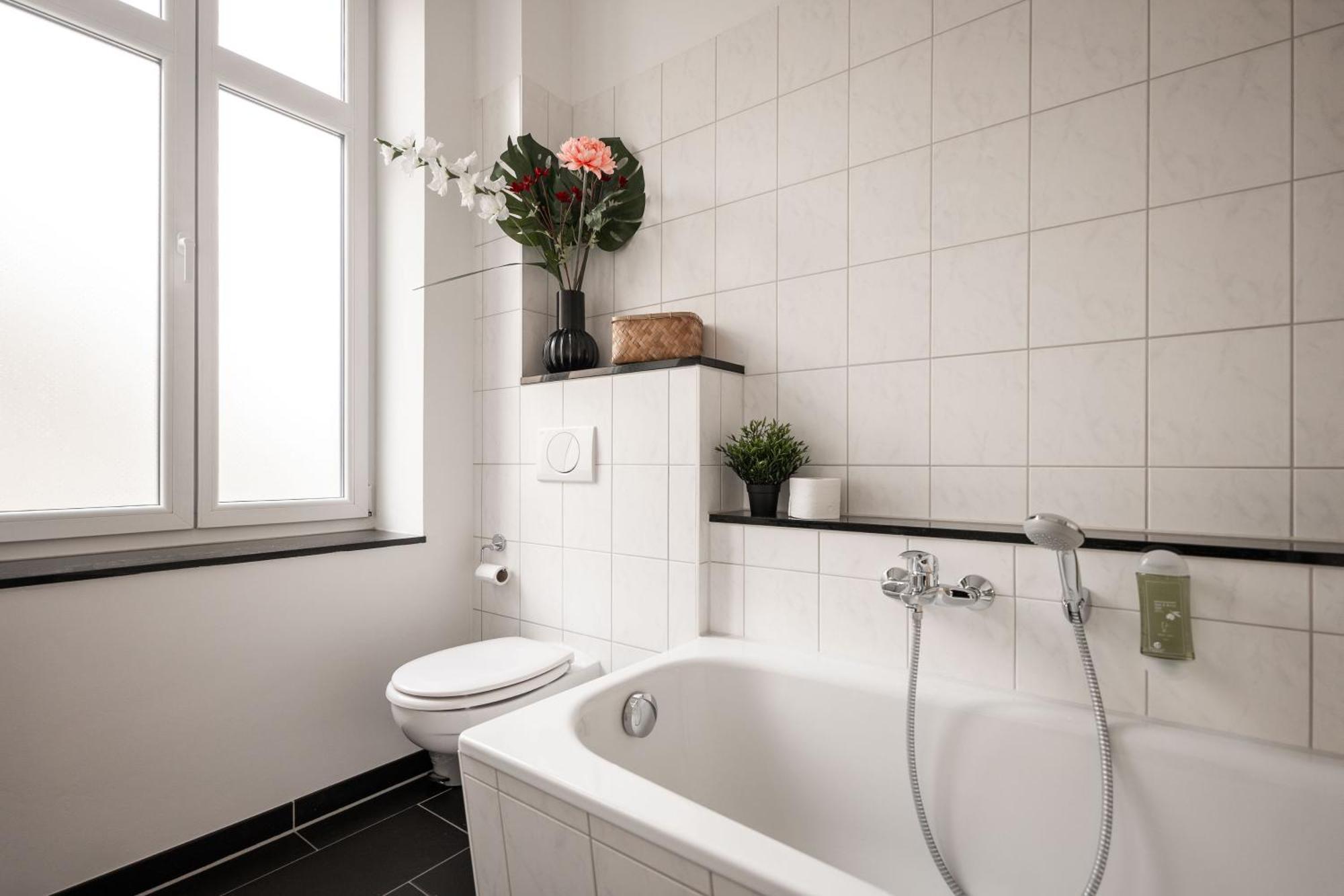 T21 - Apartment Direkt Im Zentrum Mit Parkplatz Chemnitz Exterior foto