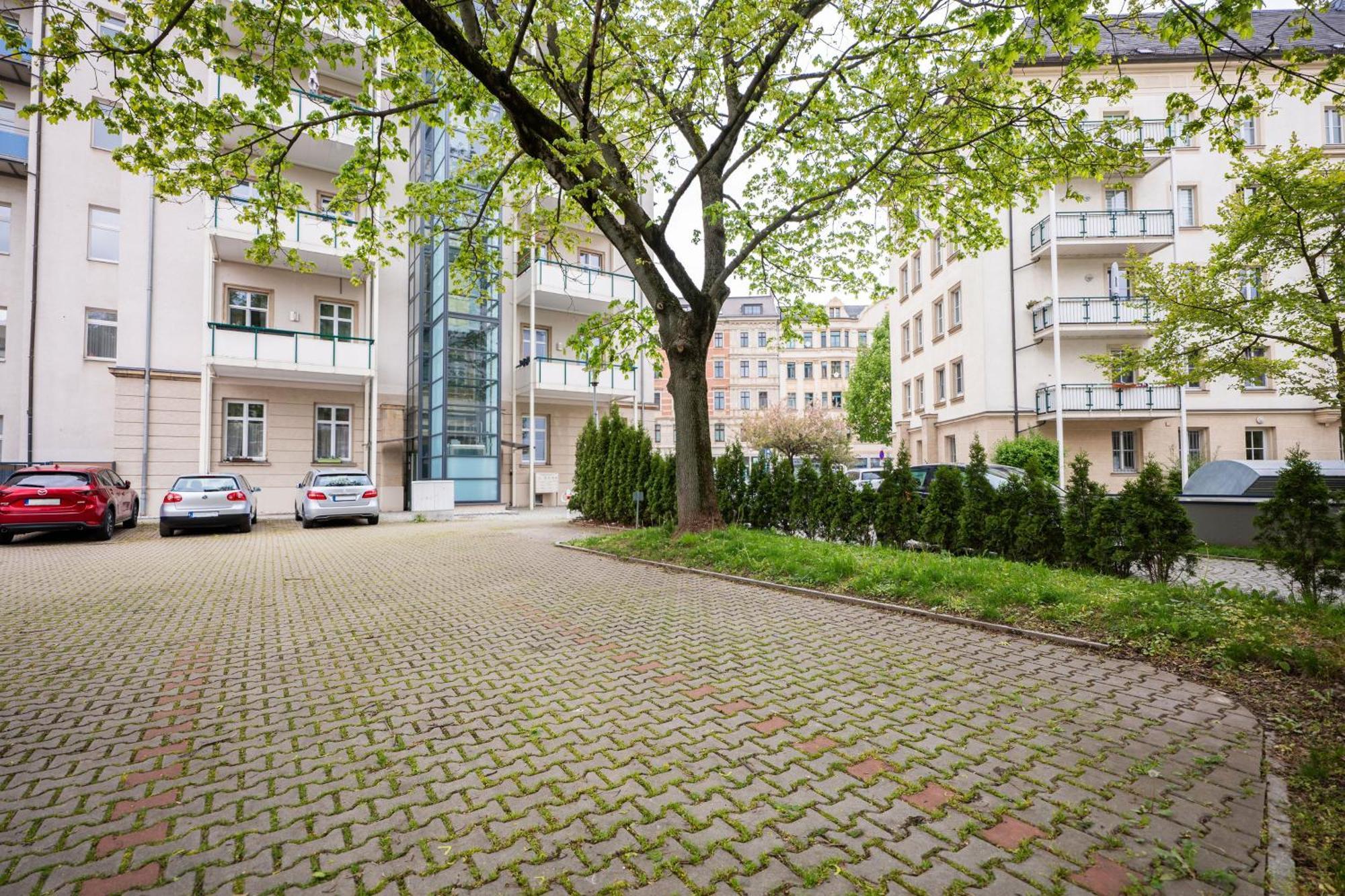 T21 - Apartment Direkt Im Zentrum Mit Parkplatz Chemnitz Exterior foto